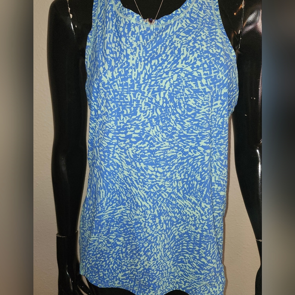 Athleta Ultimate Train Racerback Tank Size M